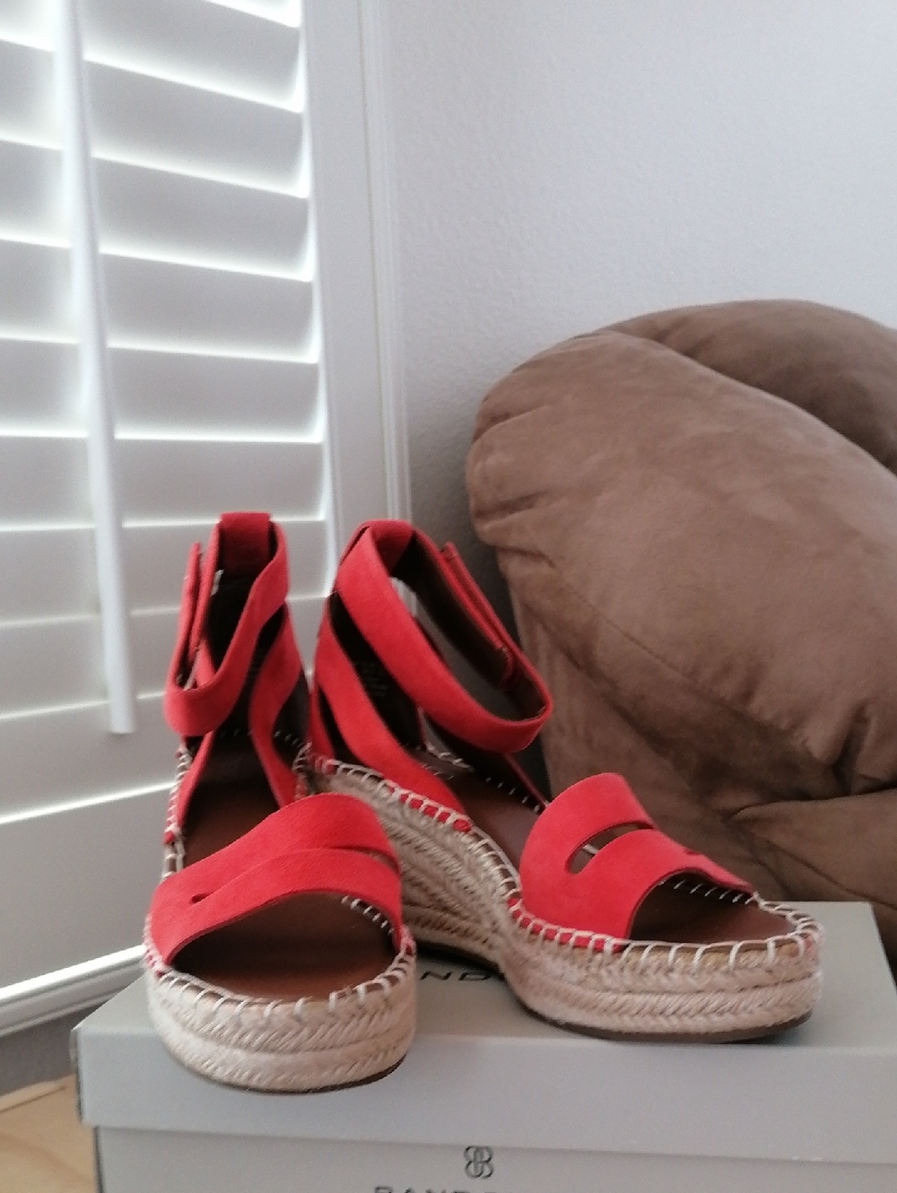 Women’s orange suede Espadrille Sandals. 3 in heels. Like new.